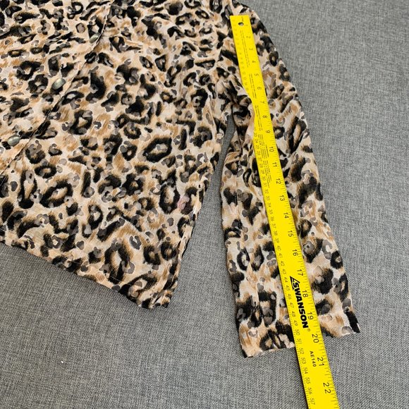 Ruby Rd. Unique Leopard Button Down Blouse Sheer Long Sleeve V-Neckline 6 petite - Picture 7 of 13